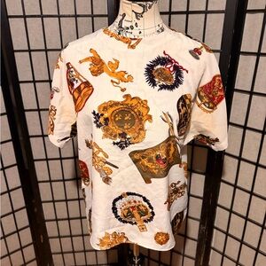 Renaissance Vintage t-shirt with a multi-color baroque chain print Gold Graphic